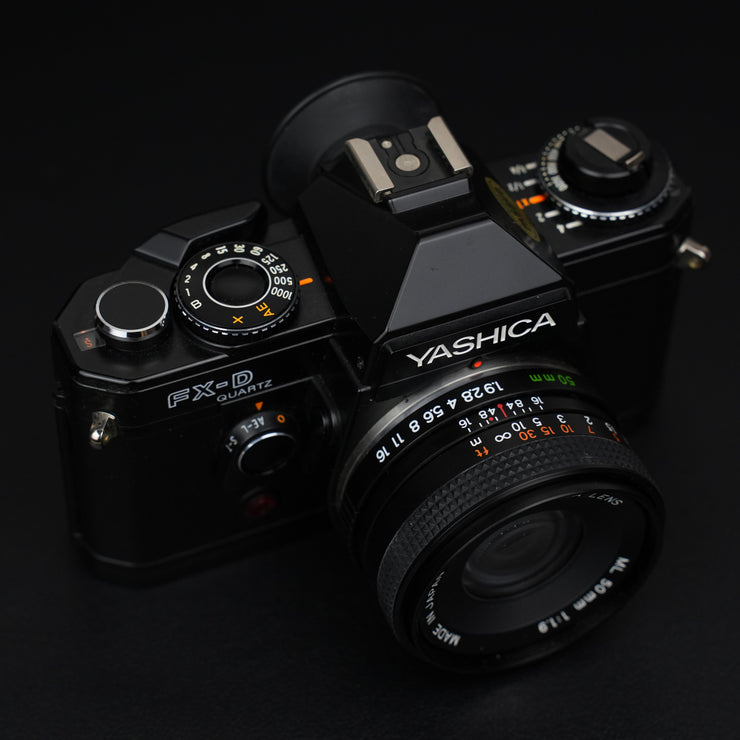 Yashica FX-D Quartz + Yashica ML 50mm f/1.9