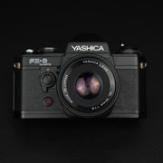 Yashica FX-D Quartz + Yashica ML 50mm f/1.9