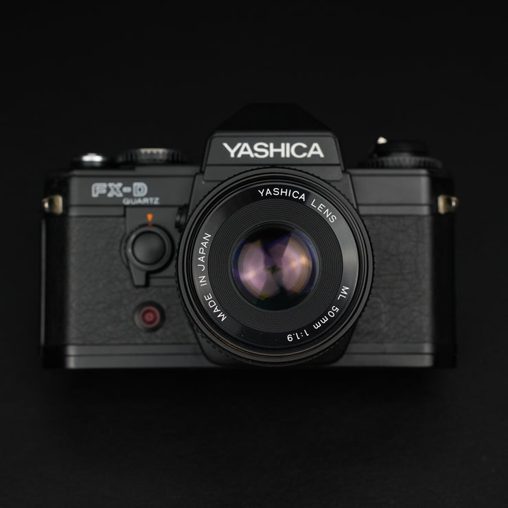Yashica FX-D Quartz + Yashica ML 50mm f/1.9