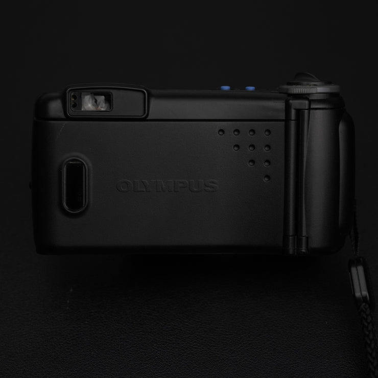 OLYMPUS SUPERZOOM 70 CAMERAGLOBO POINT&SHOOT 35MM SPEDIZIONE GRATIS GARANZIA SCHERMO ELETTRONICO  ZOOM38-70